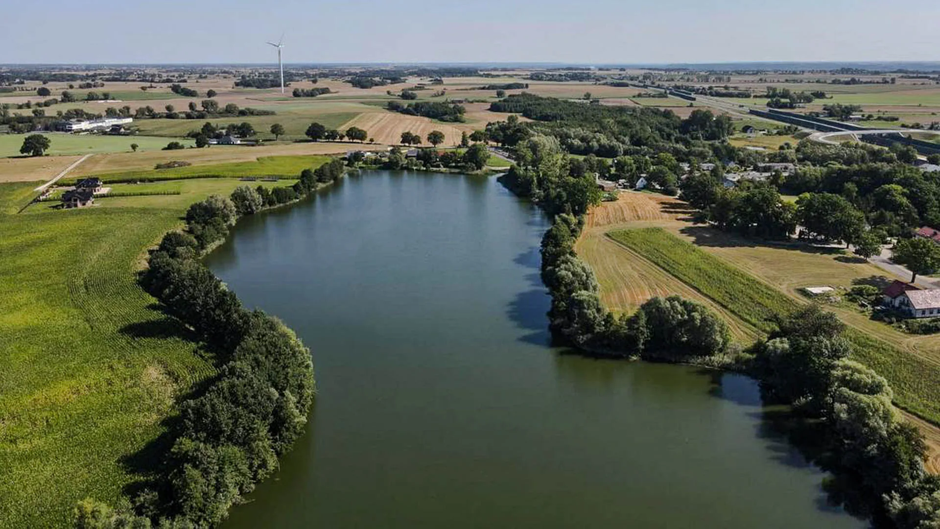 Widok z lotu ptaka na akwen łowiska